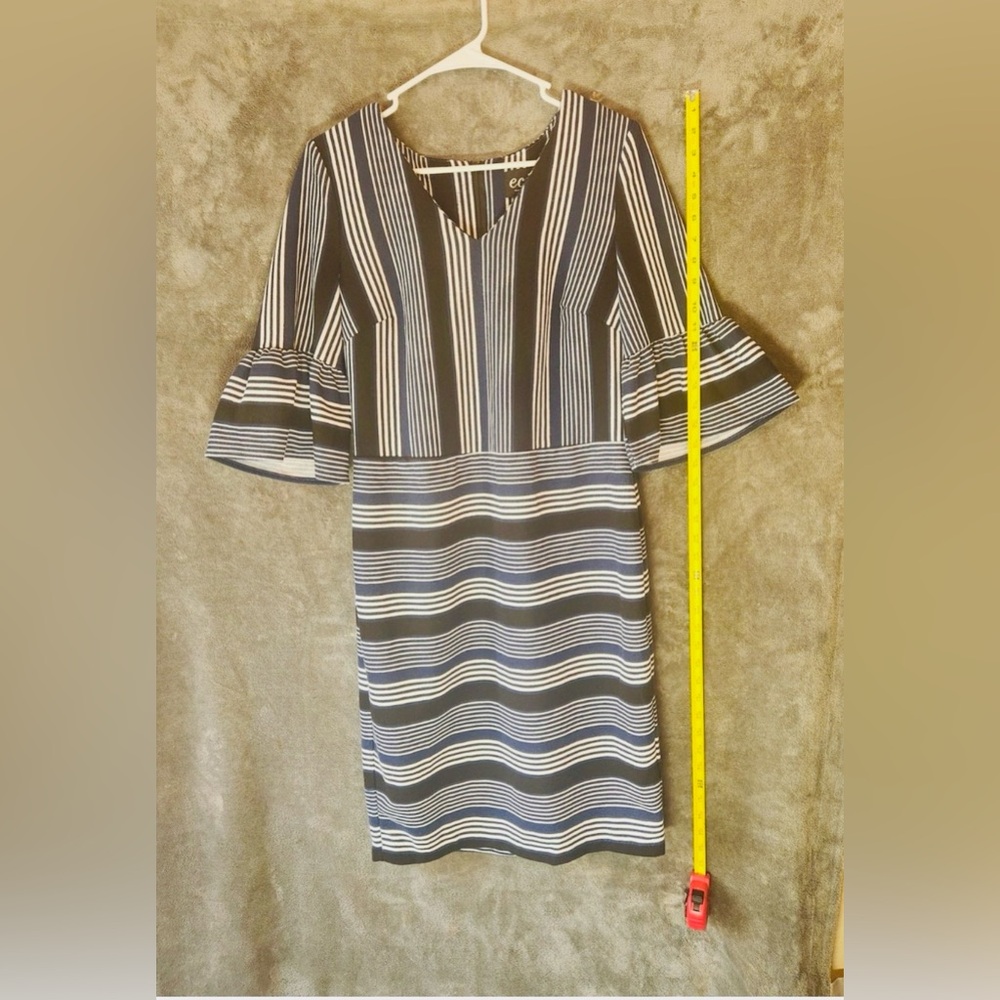 ECI Navy and White Striped Dress - Picture 4 of 8